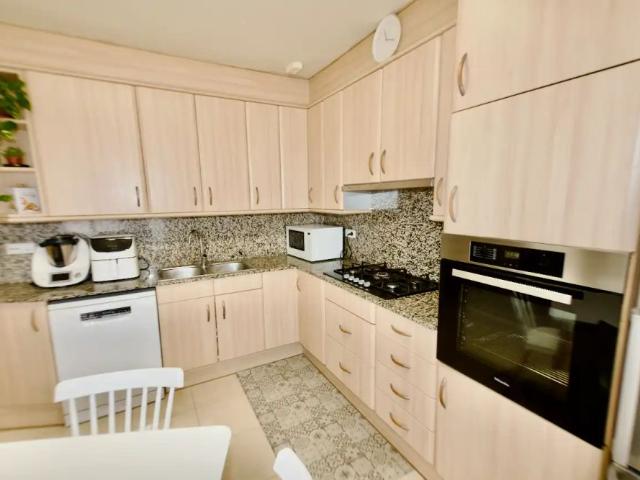 Apartamento en alquiler en Verge de Montserrat, Vallès Occidental