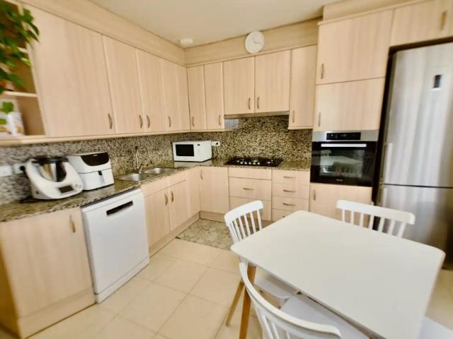 Apartamento en alquiler en Verge de Montserrat, Vallès Occidental