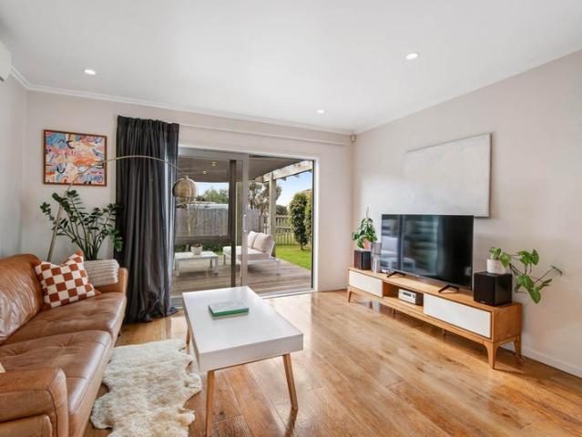 House for rent in Whangaparaoa, Oroua County