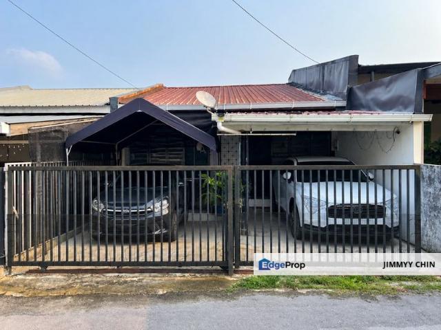 House for sale in Kuching, Bahagian Kuching