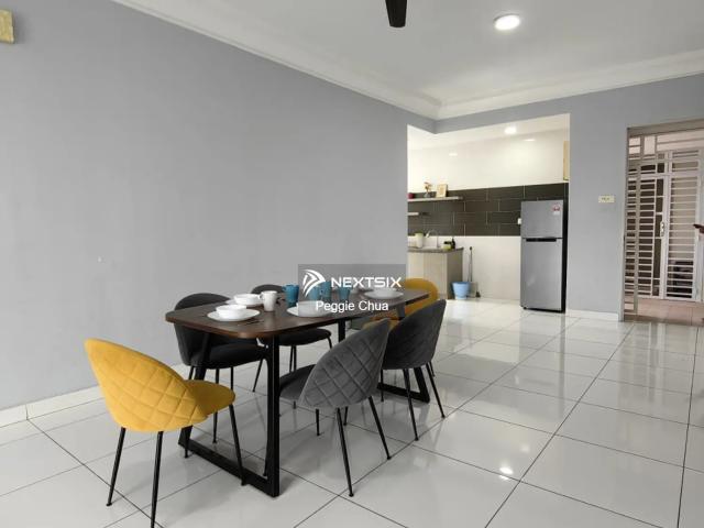 Residential House for sale in Kuching, Bahagian Kuching