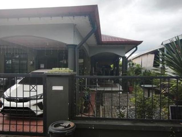 Terraced House for sale in Kuching
