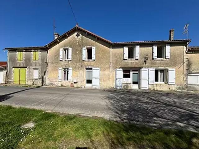Maison vente à Saint-Jean-d'Angély, Matha