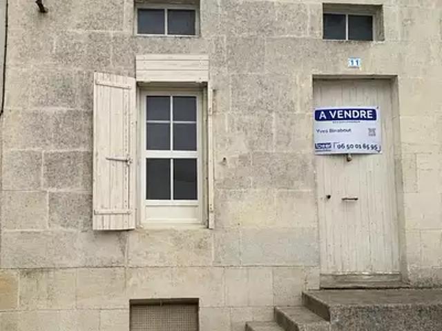Maison vente à Saint-Jean-d'Angély, Matha