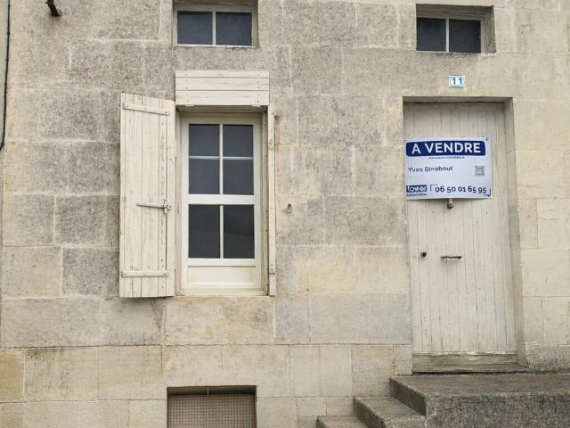 Maison vente à Saint-Jean-d'Angély, Matha
