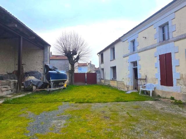 Maison vente à Matha, Charente-Maritime