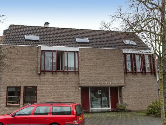 Appartement te huur in Oosterhout, Slotjes