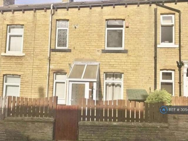 House for rent in Lee Mount, Calderdale