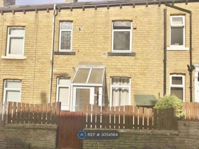 House for rent in Lee Mount, Calderdale
