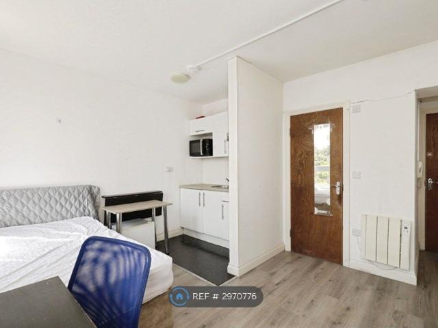 Studio for rent in High Field, York