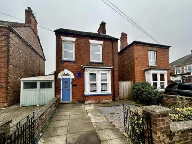 House for sale in Clay Lake, South Holland