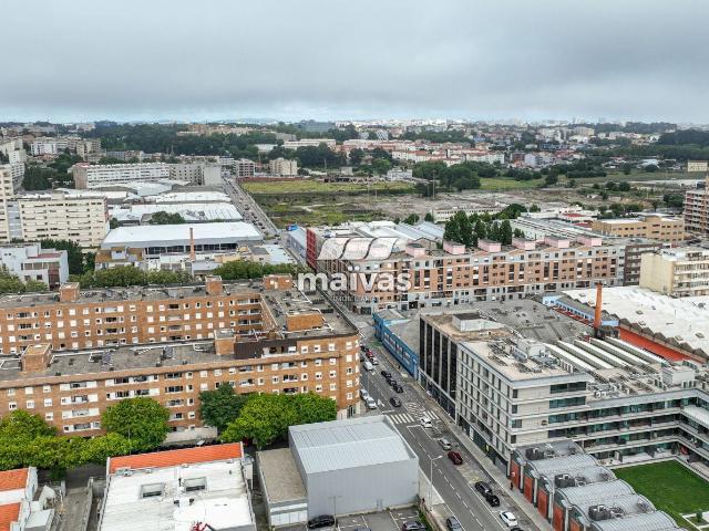 Apartamento alugar em Basílio Teles, Porto