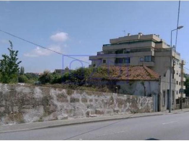 Terreno venda em Senhora da Penha, Porto