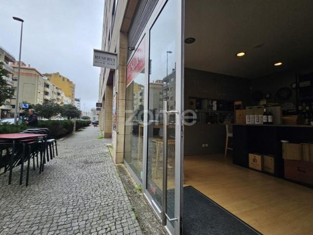 Loja alugar em Porto