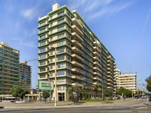 Garagem alugar em Porto