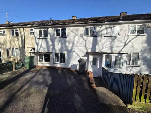 House for rent in Sneedhams Green, Gloucester