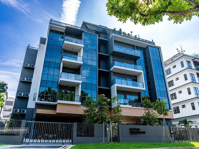 Condominium for sale in Macpherson