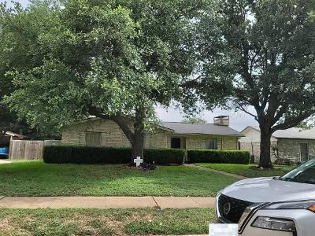 House for sale in Garland House for sale in Garland