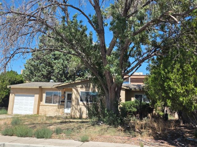House for sale in Hoffmantown, Albuquerque