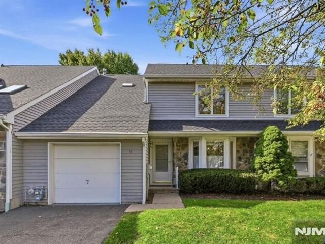 House for sale in Wayne, Passaic County