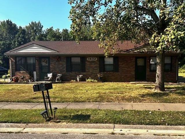 House for sale in Henderson, Kentucky
