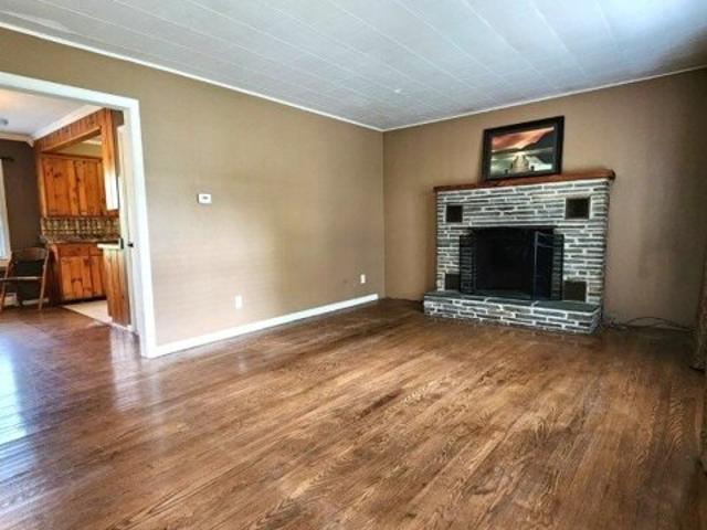 House for sale in Branchville
