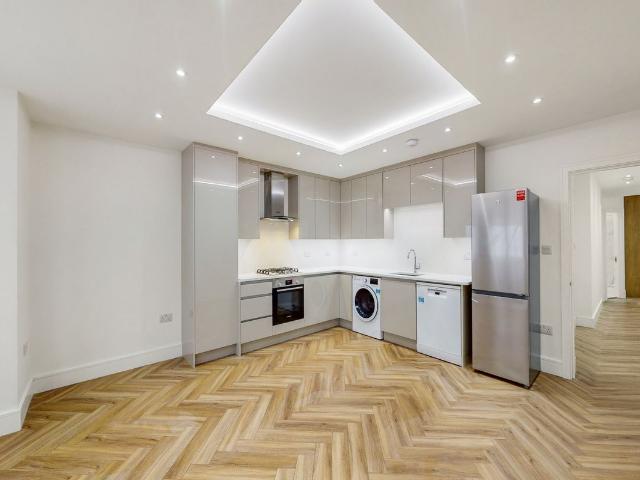 Apartment for rent in London Borough of Ealing, Greater London