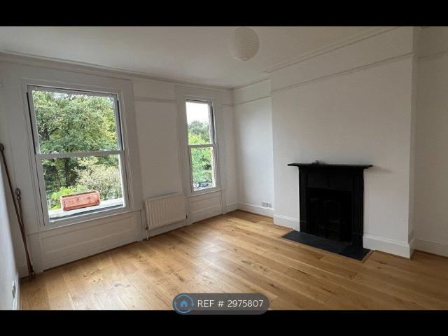 Apartment for rent in London Borough of Ealing, Greater London
