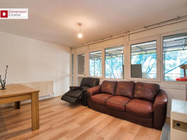 Apartment for rent in London Borough of Newham, Greater London