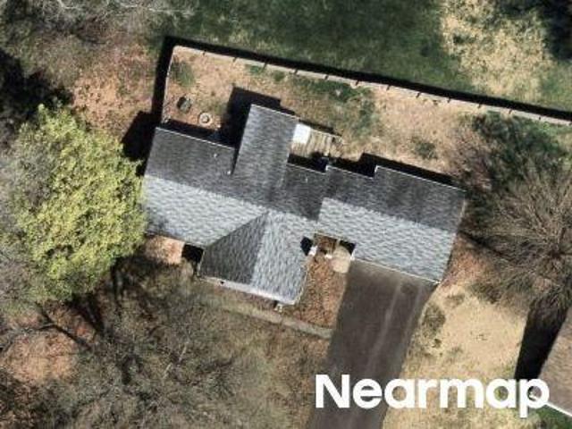 House for sale in Windsor, Capitol Planning Region