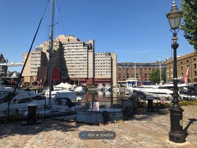 House for rent in Tower Liberty, Wapping