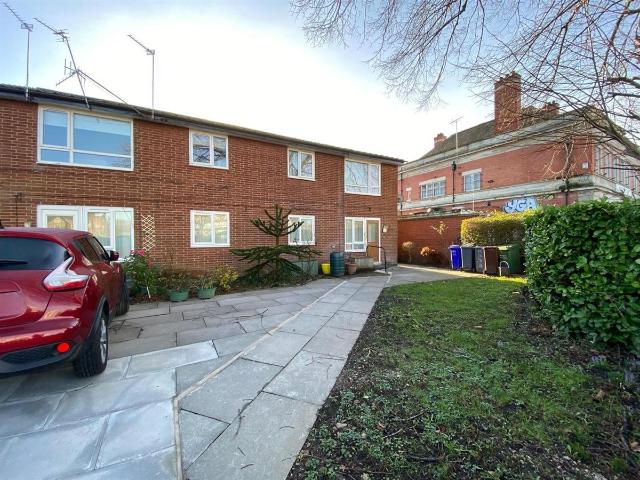 Apartment for rent in Chorlton-cum-Hardy, Manchester