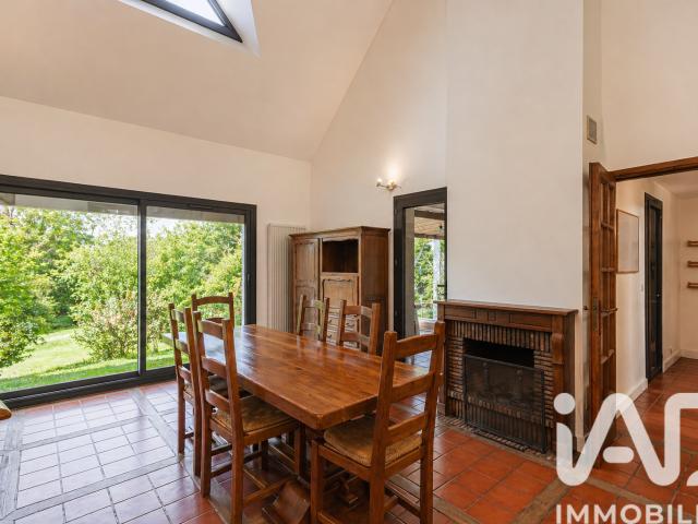 Maison vente à Saint-Germain-en-Laye, Maule