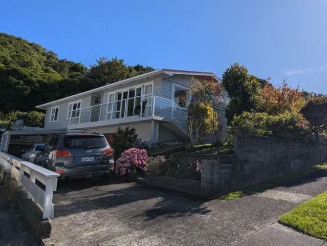 Apartment for rent in Days Bay, Wellington