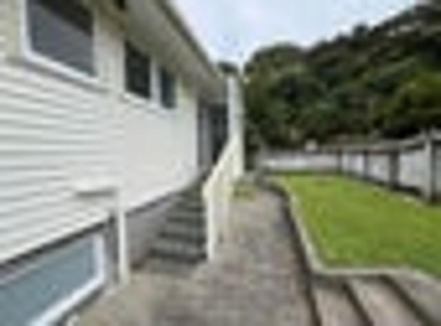 Apartment for rent in Days Bay, Wellington