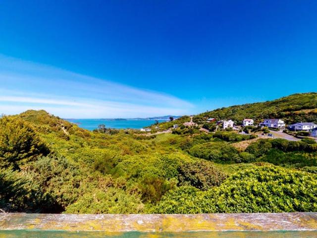 House for rent in Days Bay, Wellington