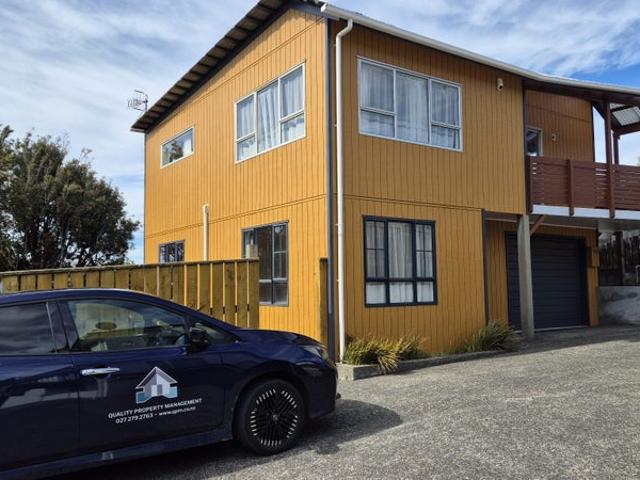 House for rent in Days Bay, Wellington