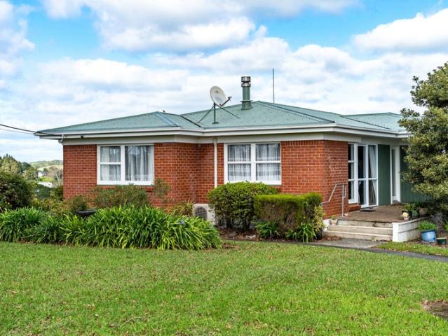 House for rent in Maungaturoto