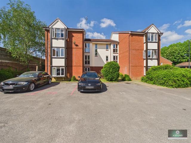 Apartment for rent in Three Bridges, Crawley