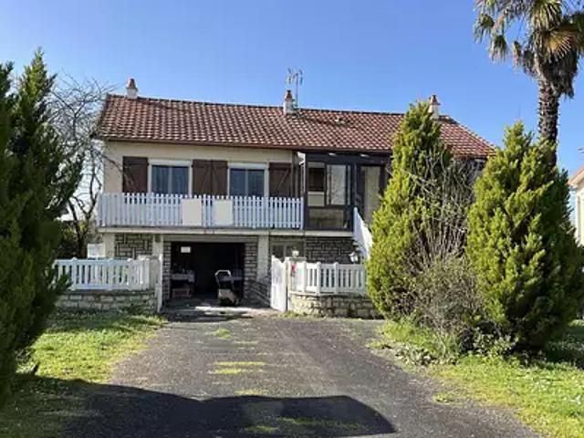 Maison vente à Montmorillon, Mauprévoir
