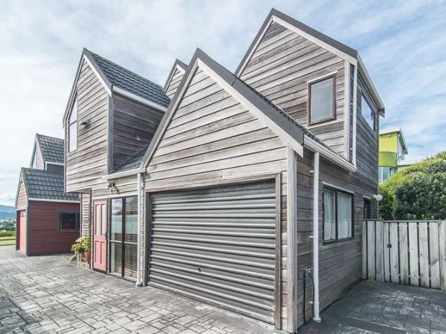 House for rent in Maupuia, Wellington