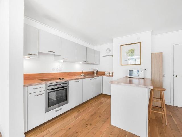 House for rent in East Greenwich, Greater London