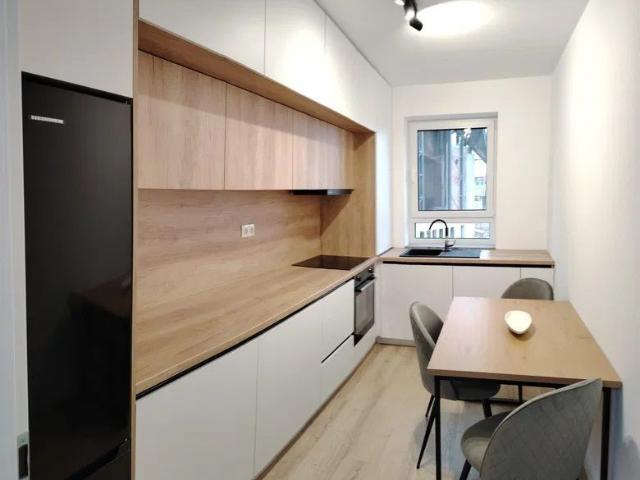 Apartament închirieri