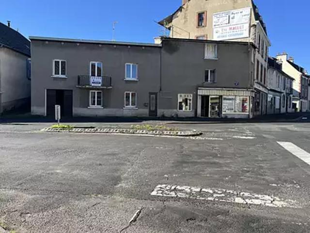 Maison vente à Mauriac