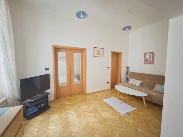 Flat for sale in Deri