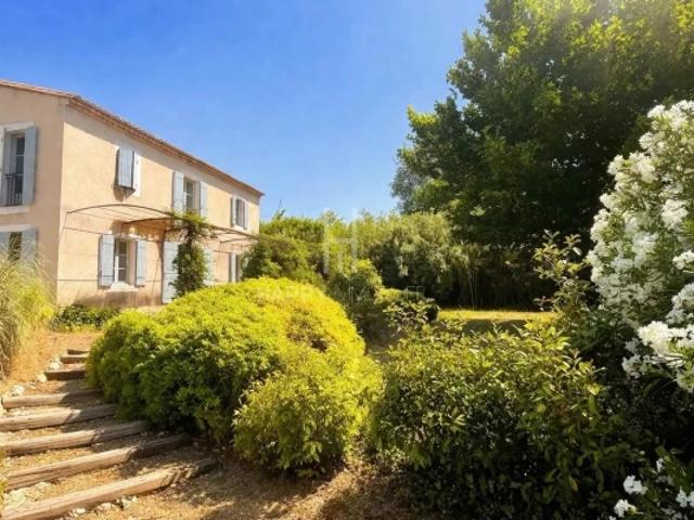Maison vente à Arles, Maussane-les-alpilles