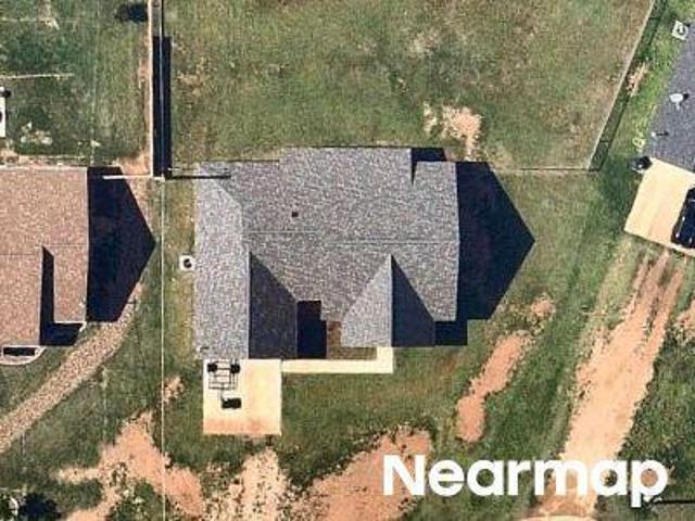 House for sale in Somerset, Texas