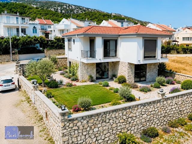 Karaburun, İzmir içerisinde satılık Villa