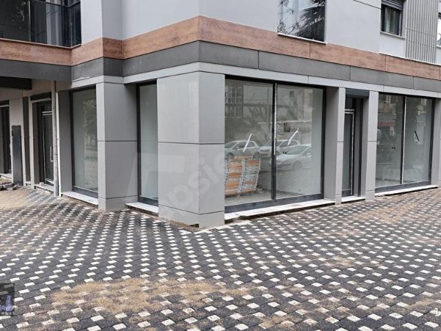 Bayrakli, İzmir içerisinde satılık Dükkan