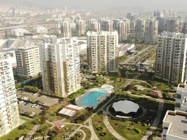 İzmir içerisinde satılık mülk